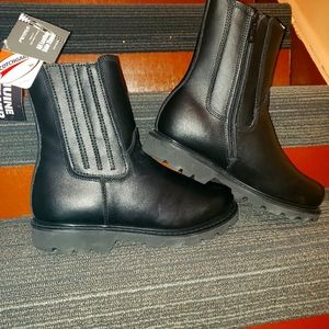 Mens leather boots size 10